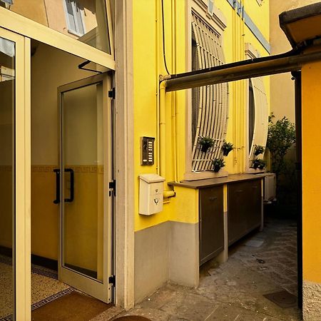Regina Milano In Verona - Sky Tv, Wifi E Breakfast Box Apartment Екстериор снимка